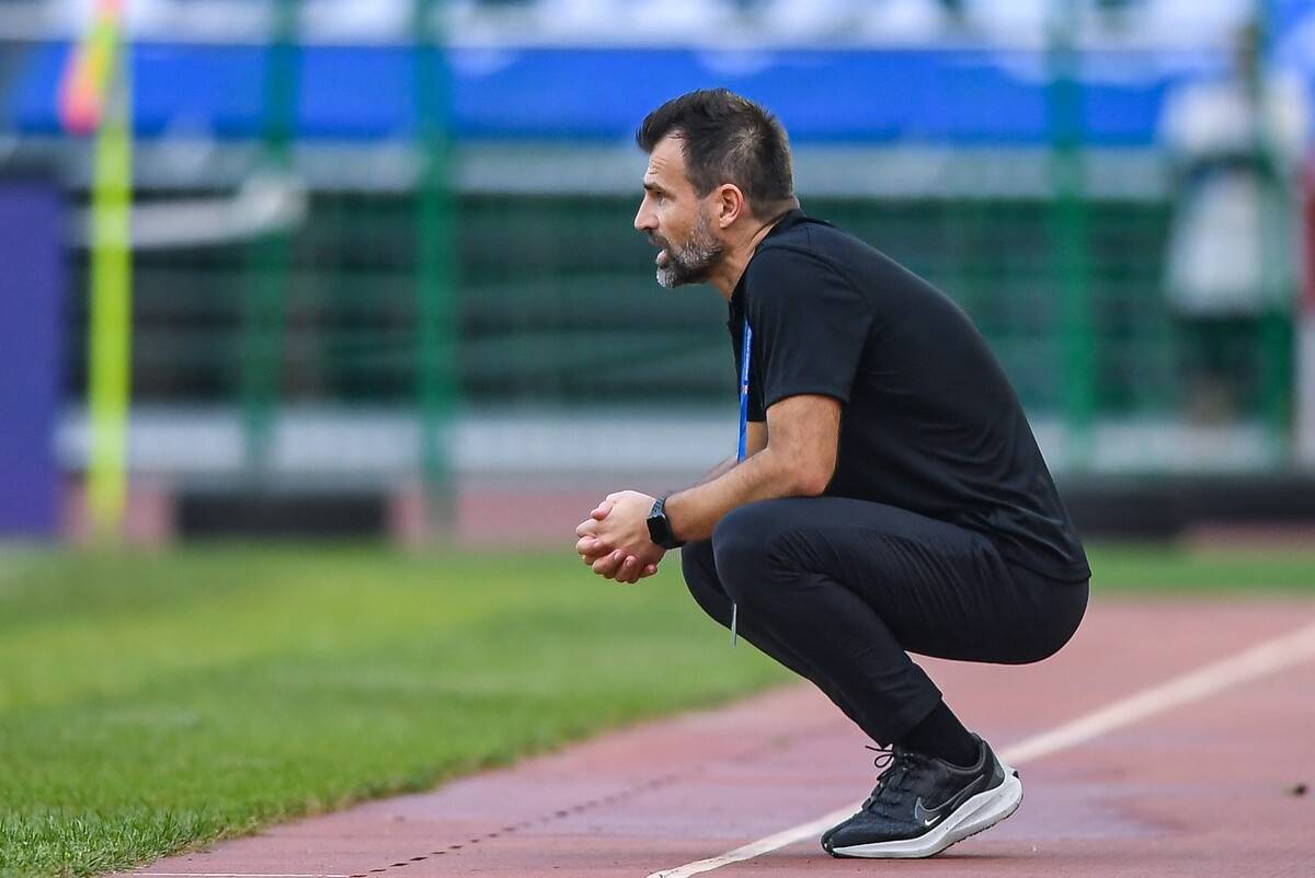 关于加时末段突围战来临，上海海港围绕法甲造点机会，气氛紧张，临场指挥获称赞的信息-完美网页版