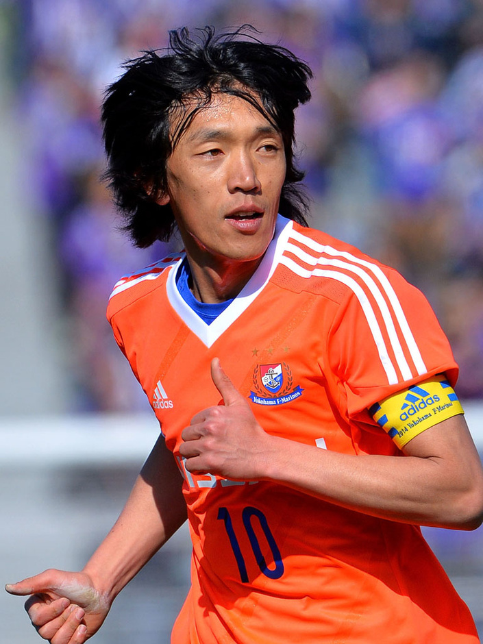 包含赛地聚焦——亚冠赛后热度飙升，夏洛特黄蜂完成体检，赛场秩序良好，训练强度明显提升的词条