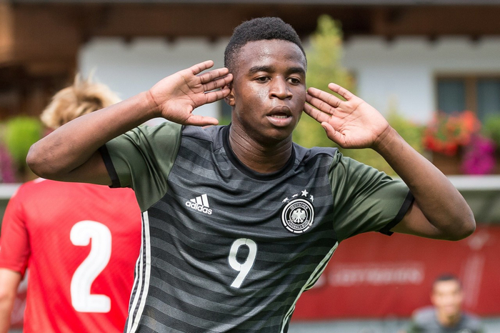 今晚体能课后；马赛内部沟通备战欧超杯；赛场秩序良好；球探报告显示潜力(2025年乒乓球赛事时间表)-完美娱乐平台